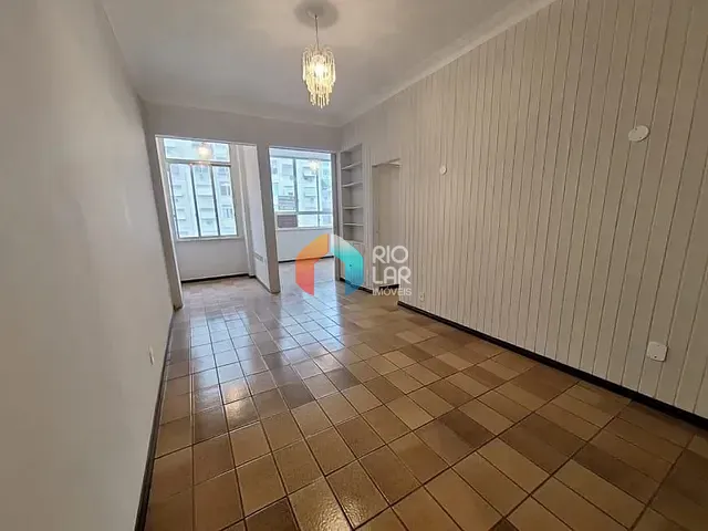 Apartamento com 84m² 3 quartos e 1 banheiro, à venda, no bairro Copacabana em Rio de Janeiro
