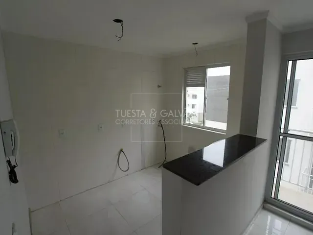 Apartamento com 40m² 2 quartos e 1 banheiro, para alugar, no bairro Jardim Itaqui em Campo Largo