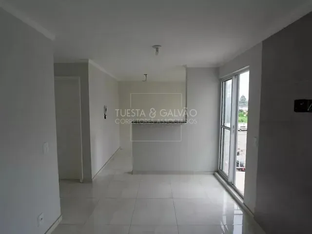Apartamento com 40m² 2 quartos e 1 banheiro, para alugar, no bairro Jardim Itaqui em Campo Largo