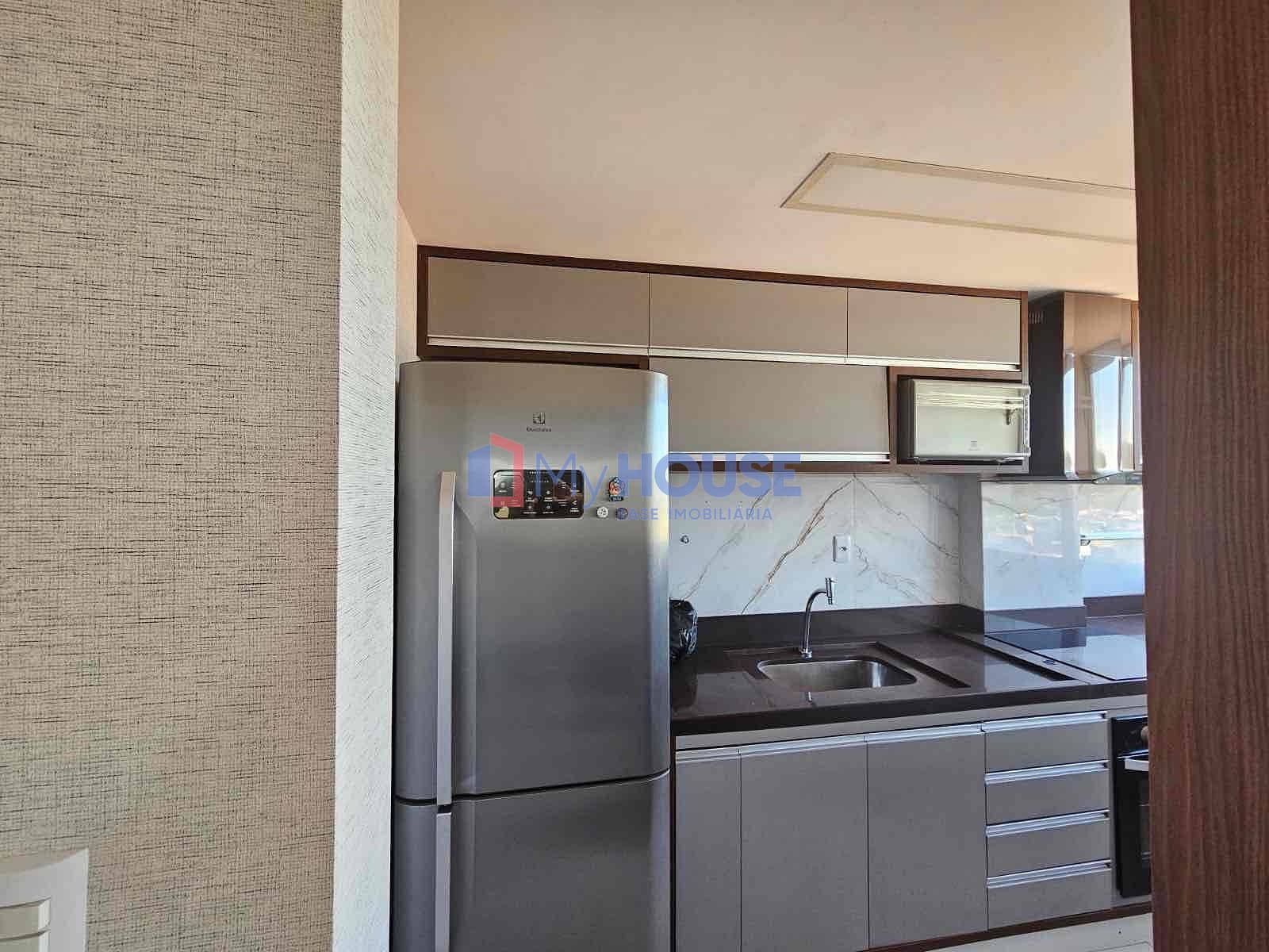 Apartamento à venda com 2 quartos, 78m² - Foto 23