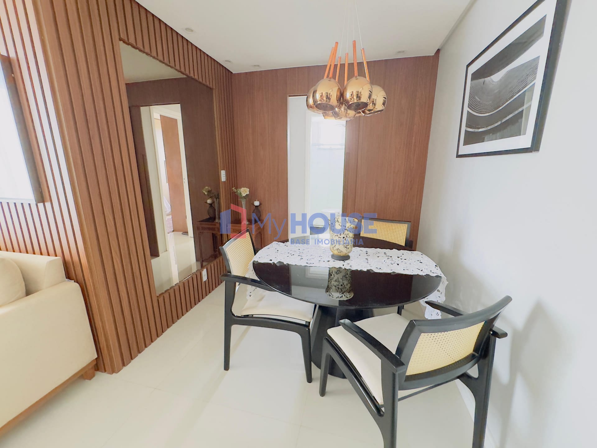 Apartamento à venda com 2 quartos, 78m² - Foto 2