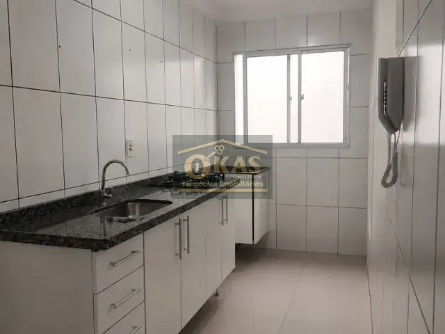 Apartamento 2 quartos e 1 banheiro, à venda, no bairro Vila Urupês em Suzano