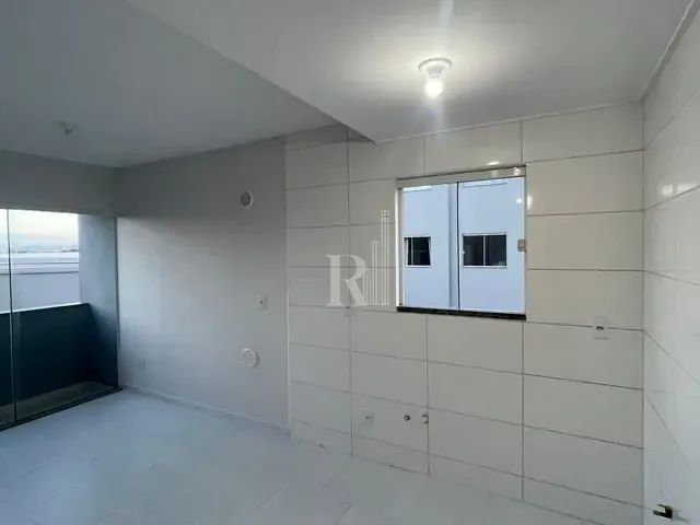 Apartamento 2 quartos e 1 banheiro, para alugar, no bairro Centro em Tijucas
