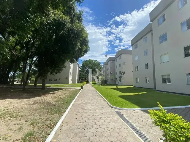 Apartamento 2 quartos e 1 banheiro, para alugar, no bairro Centro em Tijucas