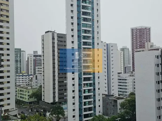 Apartamento 3 quartos e 2 banheiros, à venda, no bairro Boa Viagem em Recife