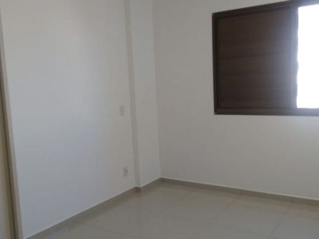 Apartamento 3 quartos e 1 banheiro, à venda, no bairro Parque Amazônia em Goiânia