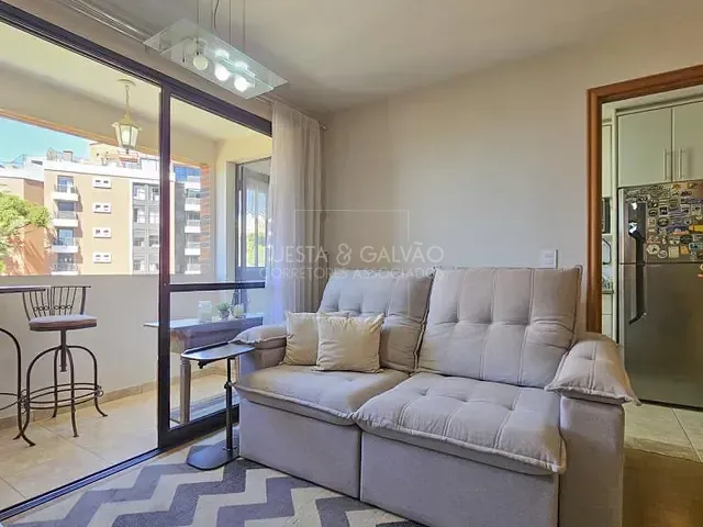 Apartamento com 77m² 3 quartos e 2 banheiros, à venda, no bairro Ahú em Curitiba