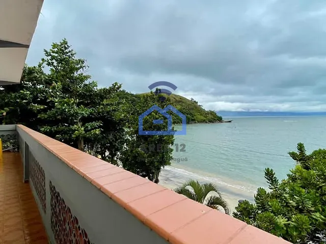 Apartamento 2 quartos e 1 banheiro, à venda, no bairro Prainha em Caraguatatuba