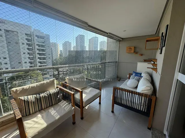 Apartamento com 170m² 3 quartos e 5 banheiros, à venda, no bairro Vila Andrade em São Paulo
