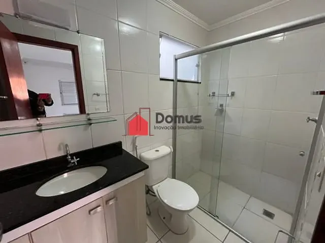 Apartamento à venda ou para alugar, no bairro Esplanada Independência em Taubaté