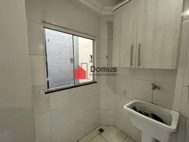 Apartamento à venda ou para alugar, no bairro Esplanada Independência em Taubaté