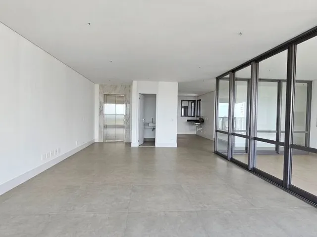 Apartamento com 285m² 3 quartos e 5 banheiros, à venda, no bairro Gleba Palhano em Londrina