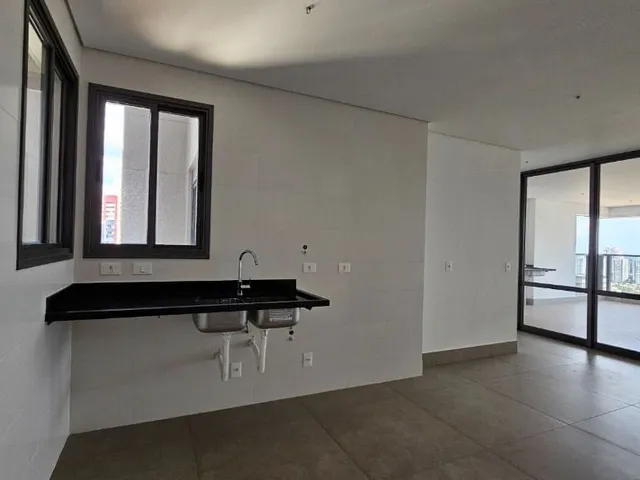 Apartamento com 285m² 3 quartos e 5 banheiros, à venda, no bairro Gleba Palhano em Londrina