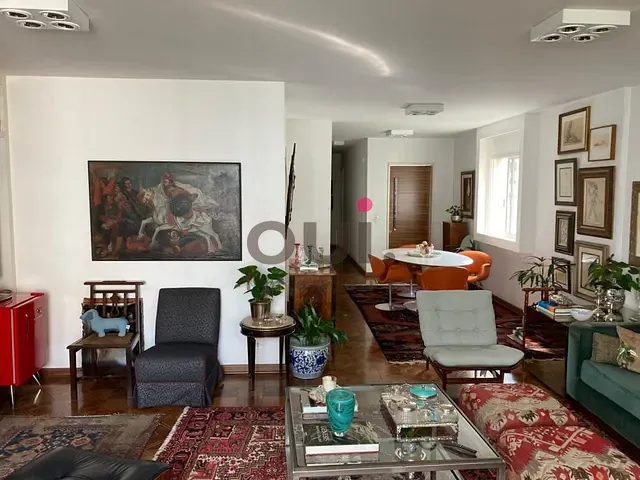 Apartamento 3 quartos e 2 banheiros, à venda, no bairro Itaim Bibi em São Paulo