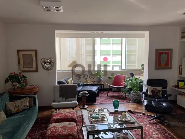 Apartamento 3 quartos e 2 banheiros, à venda, no bairro Itaim Bibi em São Paulo