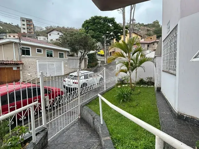 Apartamento 2 quartos e 2 banheiros, à venda ou para alugar, no bairro Santa Ângela em Poços de Caldas