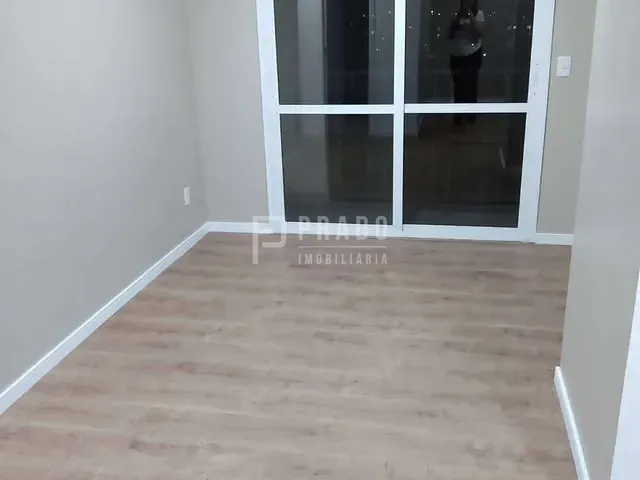 Apartamento 2 quartos e 1 banheiro, à venda, no bairro Três Vendas em Pelotas