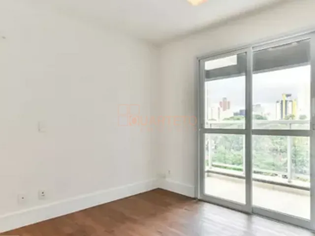 Apartamento 1 quarto e 1 banheiro, à venda, no bairro Vila Madalena em São Paulo