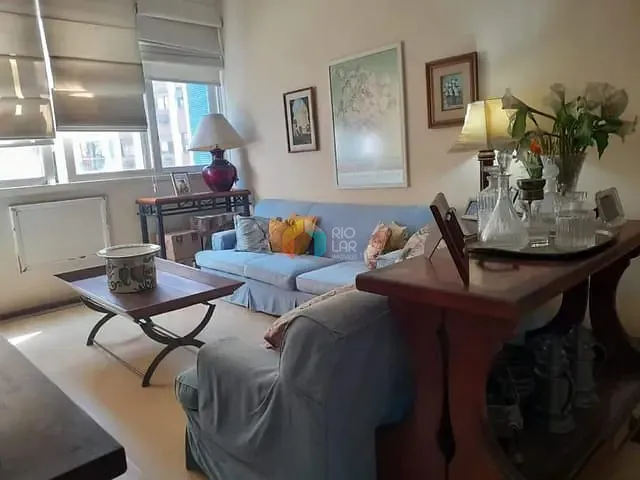 Apartamento com 110m² 3 quartos e 2 banheiros, à venda, no bairro Copacabana em Rio de Janeiro