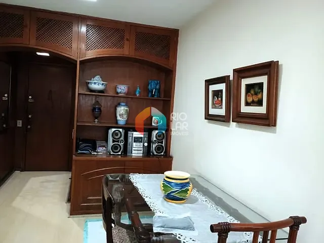 Apartamento com 110m² 3 quartos e 2 banheiros, à venda, no bairro Copacabana em Rio de Janeiro