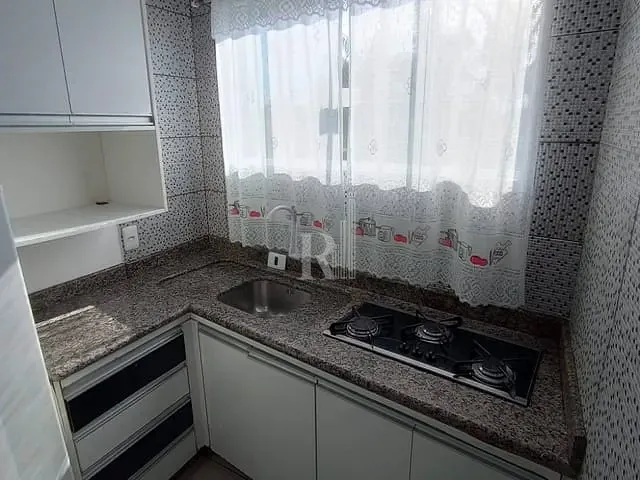Apartamento com 45m² 2 quartos e 1 banheiro, para alugar, no bairro Centro em Tijucas