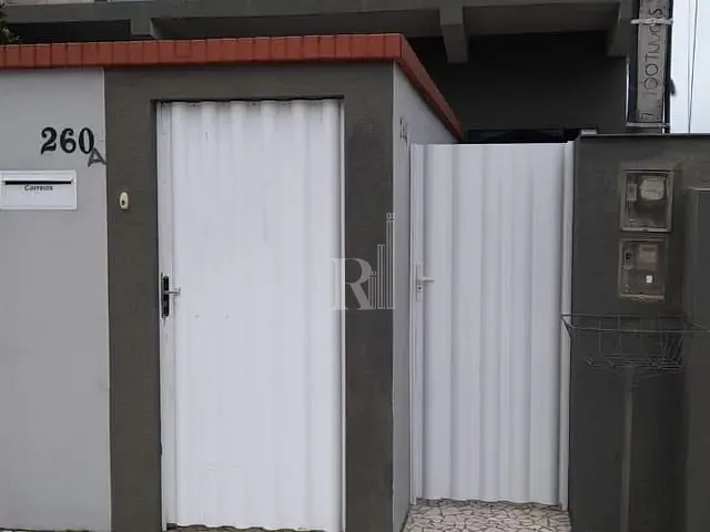 Apartamento com 45m² 2 quartos e 1 banheiro, para alugar, no bairro Centro em Tijucas
