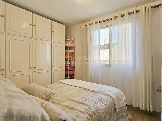 Apartamento com 45m² 2 quartos e 1 banheiro, à venda, no bairro Água Verde em Curitiba