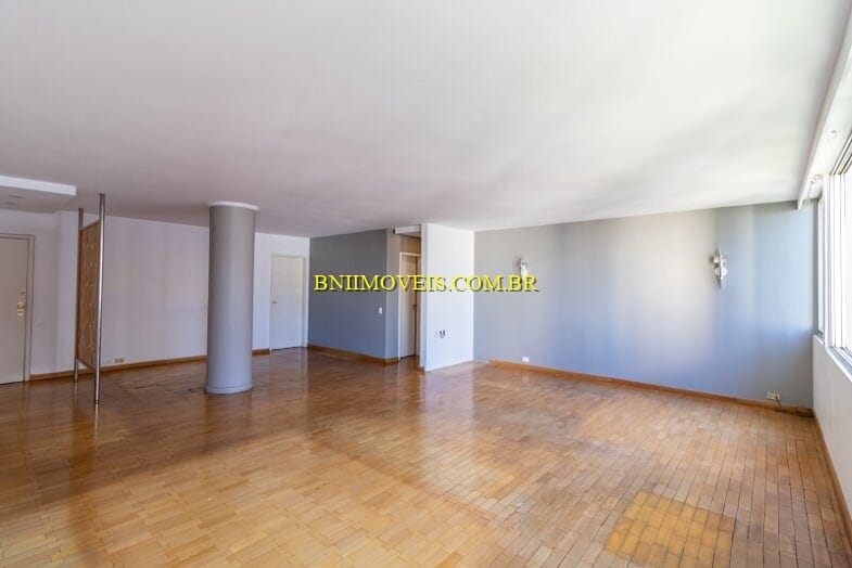 Apartamento, 3 quartos, 1531 m² - Foto 2