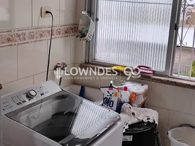 Apartamento com 85m² 3 quartos e 2 banheiros, para alugar, no bairro Laranjeiras em Rio de Janeiro