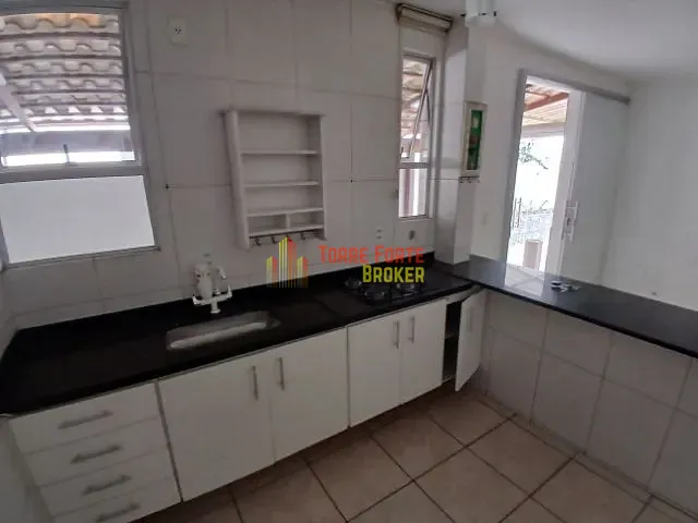 Apartamento 2 quartos e 1 banheiro, para alugar, no bairro Buritis em Belo Horizonte