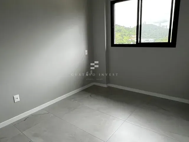 Apartamento 2 quartos e 2 banheiros, à venda, no bairro Praia Brava em Itajaí