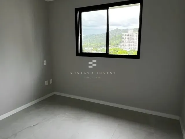 Apartamento 2 quartos e 2 banheiros, à venda, no bairro Praia Brava em Itajaí