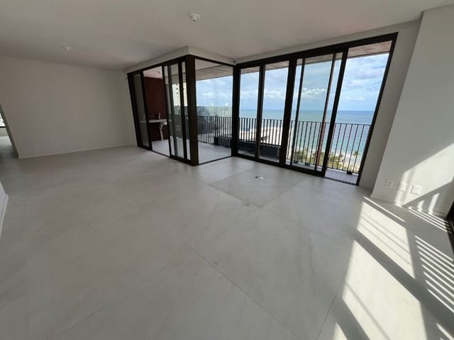 Apartamento 3 quartos e 5 banheiros, à venda, no bairro Boa Viagem em Recife