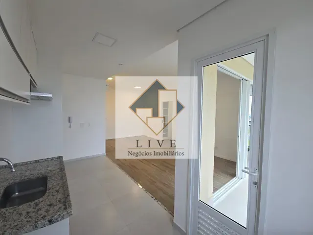 Apartamento 2 quartos e 2 banheiros, à venda, no bairro Swiss Park em Campinas