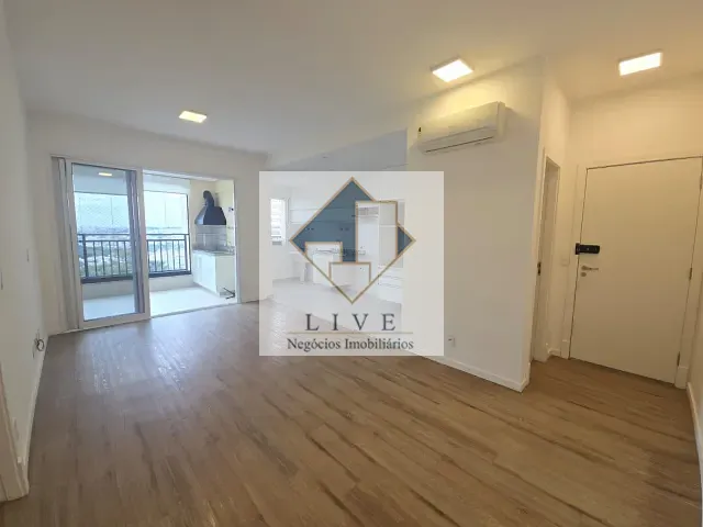 Apartamento 2 quartos e 2 banheiros, à venda, no bairro Swiss Park em Campinas
