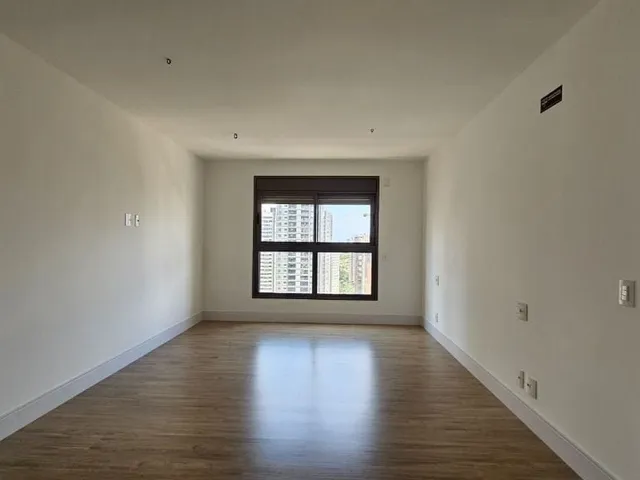 Apartamento com 368m² 3 quartos e 4 banheiros, à venda, no bairro Santa Rosa em Londrina