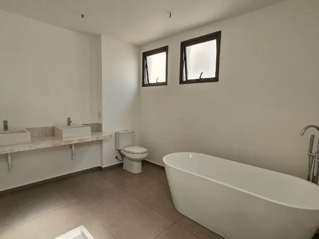 Apartamento com 368m² 3 quartos e 4 banheiros, à venda, no bairro Santa Rosa em Londrina