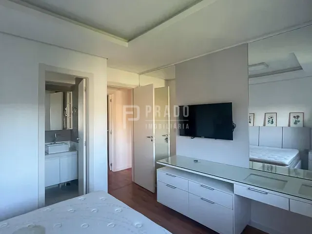 Apartamento 3 quartos e 2 banheiros, à venda ou para alugar, no bairro Areal em Pelotas