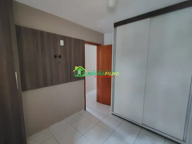 Apartamento 3 quartos e 2 banheiros, para alugar, no bairro Piçarreira em Teresina