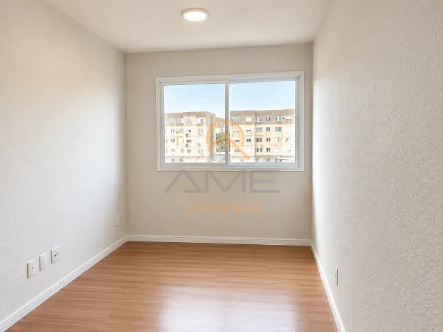 Apartamento 2 quartos e 1 banheiro, à venda, no bairro Três Vendas em Pelotas
