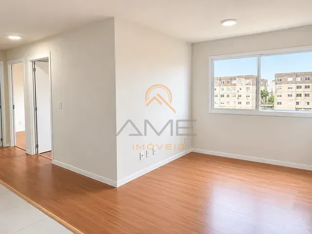 Apartamento 2 quartos e 1 banheiro, à venda, no bairro Três Vendas em Pelotas