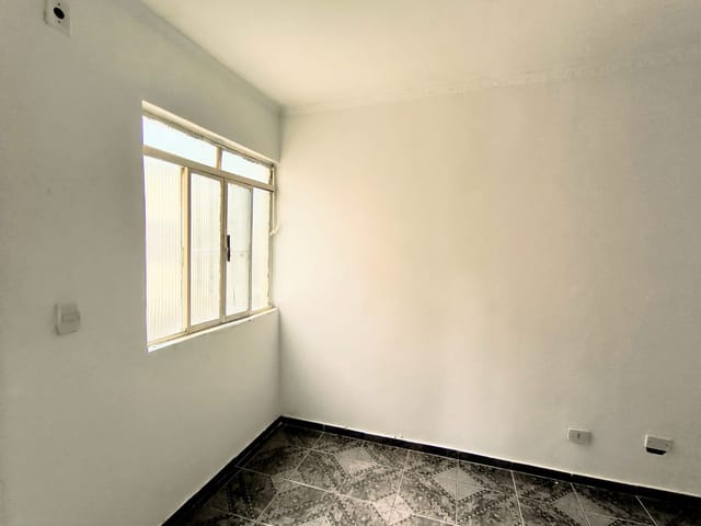 Foto do Apartamento - Apartamento para Locação, R$ 1.000,00 Vila Sílvia, São Paulo, SP | Acharimóvel.net