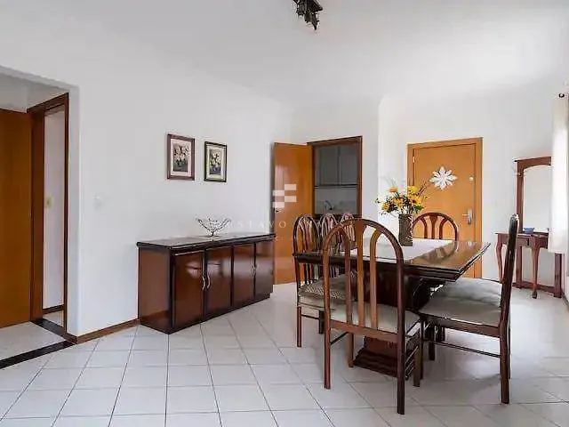 Apartamento com 289m² 4 quartos e 2 banheiros, à venda, no bairro Centro em Balneário Camboriú