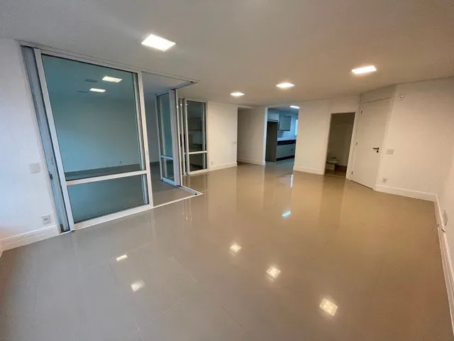 Apartamento com 286m² 3 quartos e 4 banheiros, à venda, no bairro Gleba Palhano em Londrina
