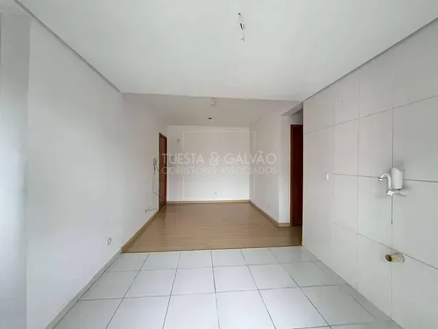 Apartamento com 52m² 2 quartos e 1 banheiro, para alugar, no bairro São Gabriel em Colombo
