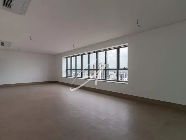 Apartamento com 337m² 3 quartos e 6 banheiros, à venda, no bairro Tatuapé em São Paulo