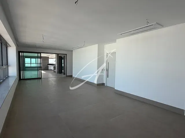Apartamento com 337m² 3 quartos e 6 banheiros, à venda, no bairro Tatuapé em São Paulo