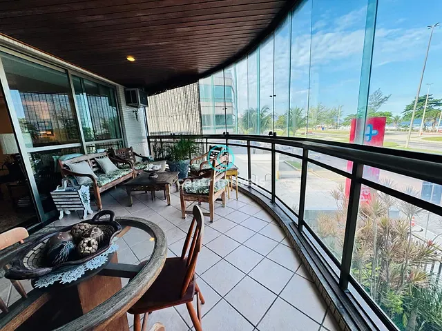 Apartamento com 193m² 3 quartos e 5 banheiros, à venda, no bairro Recreio dos Bandeirantes em Rio de Janeiro