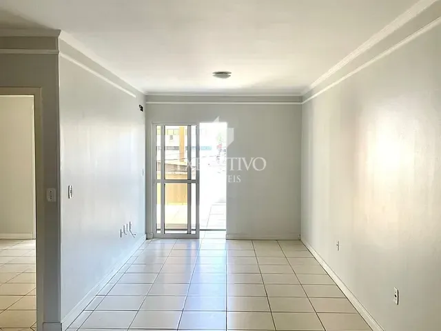 Apartamento 2 quartos e 1 banheiro, à venda, no bairro Centro em Arroio do Meio