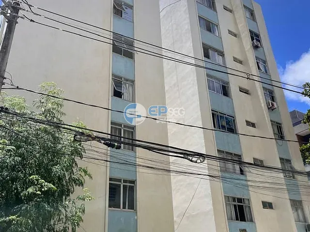 Apartamento 3 quartos e 1 banheiro, para alugar, no bairro Barra em Salvador